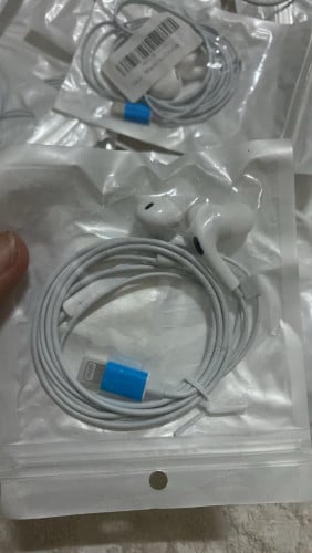 កាសត្រចៀកiPhone