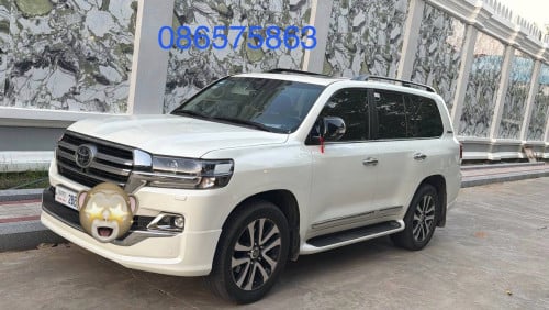 ឡានឡង់ Land Cruiser VIP executive lounge 2019 ( V8 ) ម៉ាស៊ូត