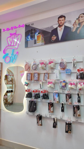 ๐ Shop Space for Rent ๐