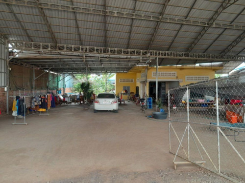๐ฆHouse Available for Urgent Sale at a Special Price (Negotiable).