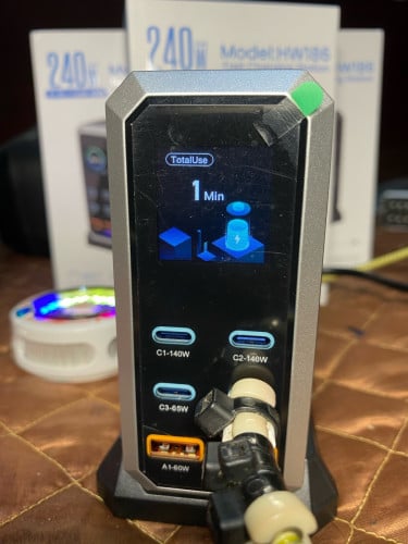 240W GAN charger station  ឆ្នាំងសាក់កម្លាំង240W -  Iphone  samsung កាស់  Laptop