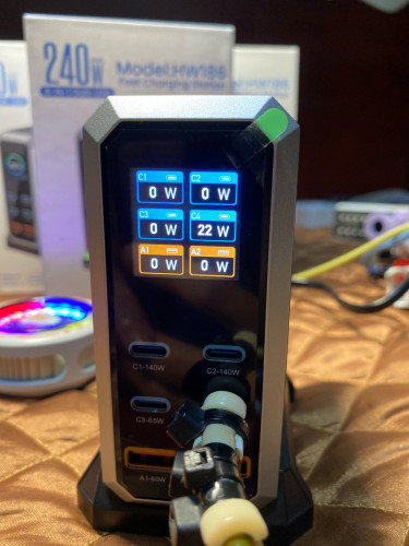 240W GAN charger station  ឆ្នាំងសាក់កម្លាំង240W -  Iphone  samsung កាស់  Laptop