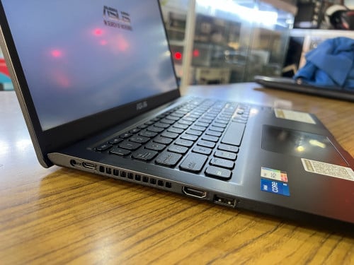 Asus VivoBook F1500E i5-11th / 8G / 512Gm2 / 15.6”