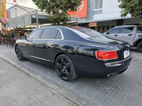 Bentley Playing Spur 2015 លក់