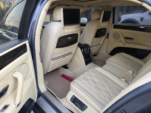 Bentley Playing Spur 2015 លក់