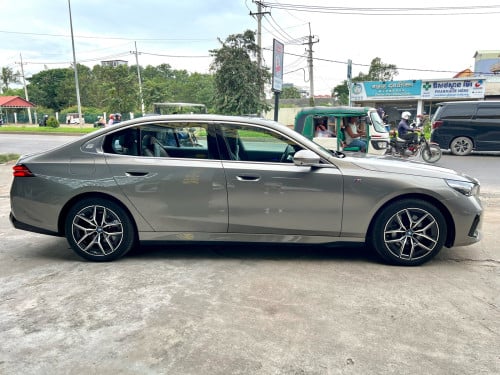 BMW I5 e-Drive35L M-Package EV 2024