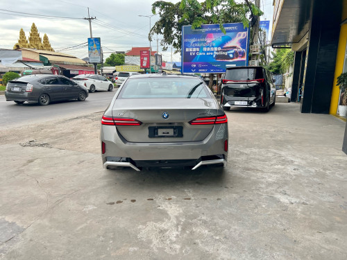 BMW I5 e-Drive35L M-Package EV 2024