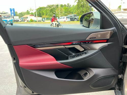 BMW I5 e-Drive35L M-Package EV 2024