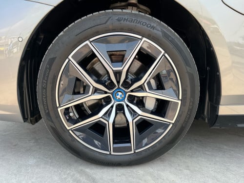 BMW I5 e-Drive35L M-Package EV 2024