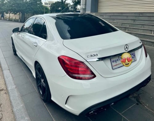 C3004Matic Full option ឆ្នាំ2015 USA  ឡានស្អាតថ្មីដូចកេះ ប្រើប្រាស់បាន 6មុឺនkm -