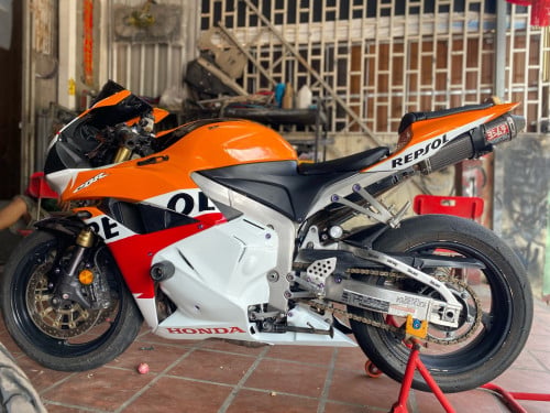 HONDA CBR600cc ឆ្នាំ012