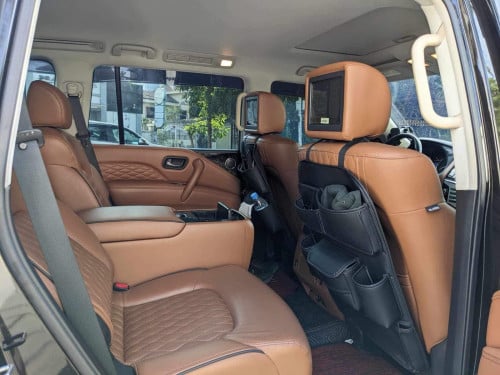Infinity QX80 VIP Seat 2019ឡានជិះផ្ទាល់លក់