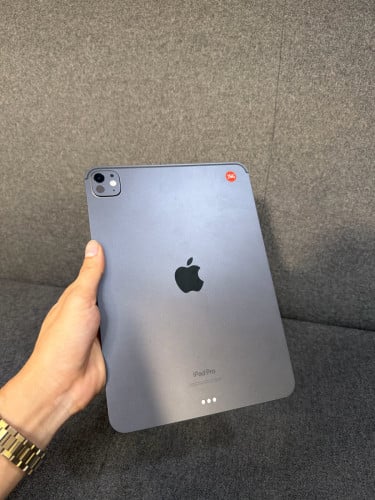 iPad Pro M4 11inch 256G WiFi ដូរអេក្រង់សុីនតួរ 99% តម្លៃល្អ