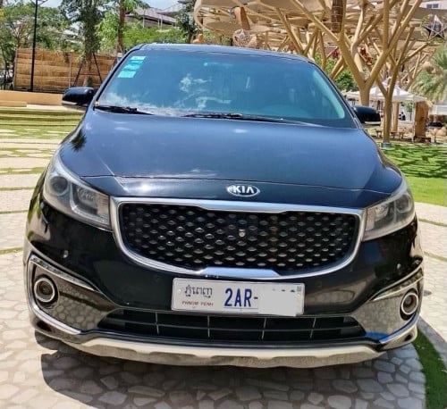 KIA CARNIVAL 11 Seats ឆ្នាំ2017 ម្ចាស់ដំបូង