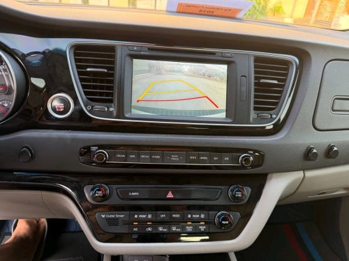 Kia Carnival Prestige 2015