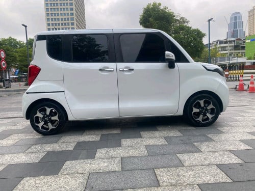 Kia ray ឆ្នាំ2013 full option ម៉ាស៊ីនត្រជាក់អូតូ កុងទរ័ឌីជីថល