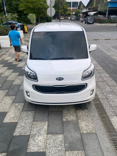 Kia ray ឆ្នាំ2013 full option ម៉ាស៊ីនត្រជាក់អូតូ កុងទរ័ឌីជីថល