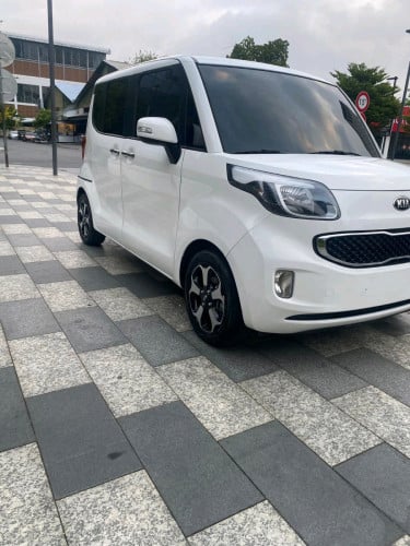 Kia ray ឆ្នាំ2013 full option ម៉ាស៊ីនត្រជាក់អូតូ កុងទរ័ឌីជីថល