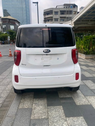 Kia ray ឆ្នាំ2013 full option ម៉ាស៊ីនត្រជាក់អូតូ កុងទរ័ឌីជីថល