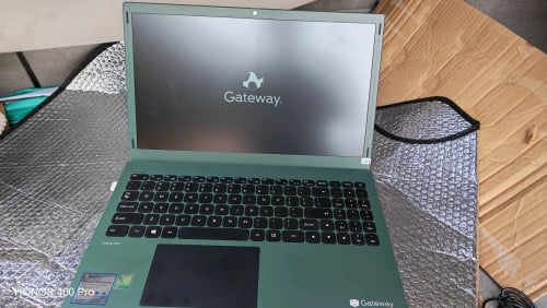 LAPTOP New 99%