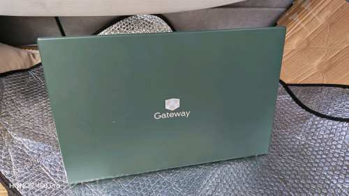 LAPTOP New 99%