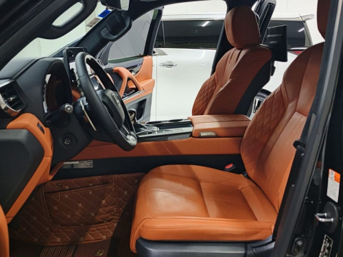 Lexus LX600 2023 ESV VIP 4 seat Full option 21 Rim