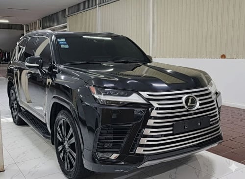 Lexus LX600 2023 ESV VIP 4 seat Full option 21 Rim