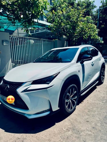Lexus NX 200T F Sport 5B P2 2016