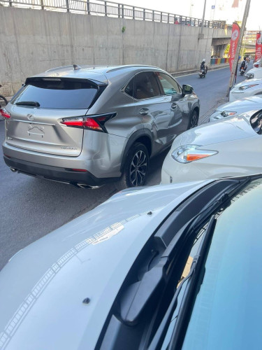 Lexus NX200T F sport គុជ3 បុង2 បូតុង5