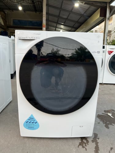 LG15kg សេរីខ្ពស់ ថាច់លើទ្វាកញ្ចក់ ថ្មីស្អាត