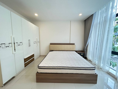 Link Villa LA for Rent
