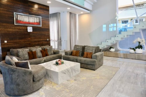 Luxury Villa for Rent in Sen Sok (Phnom Penh Thmey)
