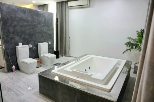 Luxury Villa for Rent in Sen Sok (Phnom Penh Thmey)