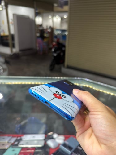 Mi 10 Lite Zoom CH Ram8GB HD256GB Phone Condition 98% , ម៉ាស៊ីនហ្សីន
