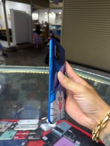 Mi 10 Lite Zoom CH Ram8GB HD256GB Phone Condition 98% , ម៉ាស៊ីនហ្សីន