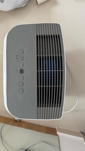 Midea Dehumidifier ម៉ាស៊ីនយកសំណើម Midea ថ្មីស្ទើរ ប្រឆាំងផ្សិត និងសើមMidea 除湿机 状态极好 适合金边潮湿天气