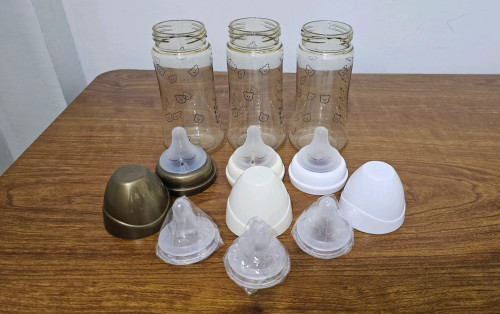 Set of Milk bottles for baby with FREE nipples