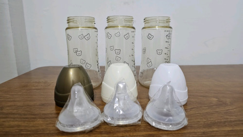 Set of Milk bottles for baby with FREE nipples