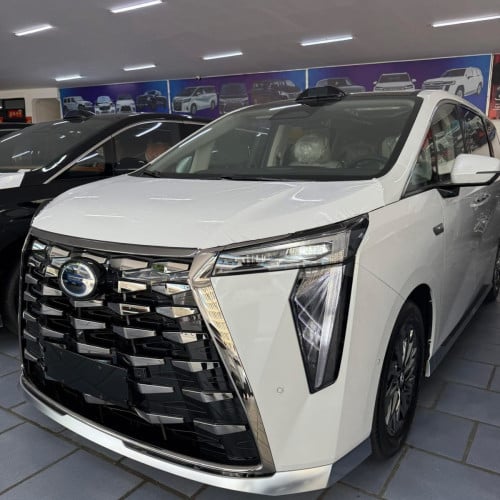 New GAC M8 2025 Edition សាំង+អគ្គិសនី (Plug in Hybrid) តម្លៃនិយាយគ្នាបាន