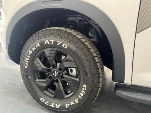 🩷Nissan Navara Z9 ឆ្នាំ2026🩷 តម្លៃ 37600$ចរចា ធានា3ឆ្នាំ🩷