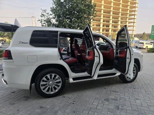 TOYOTA LANDCRUISER