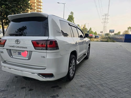 TOYOTA LANDCRUISER