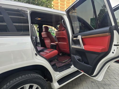 TOYOTA LANDCRUISER