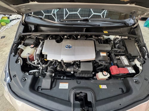 Toyota Pruis Prime Plug In Advanced