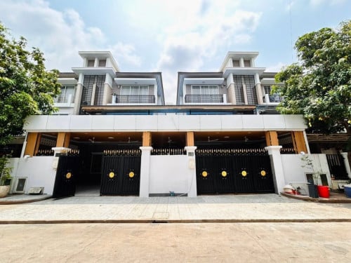 Twin Villa for Rent (Rosato)
