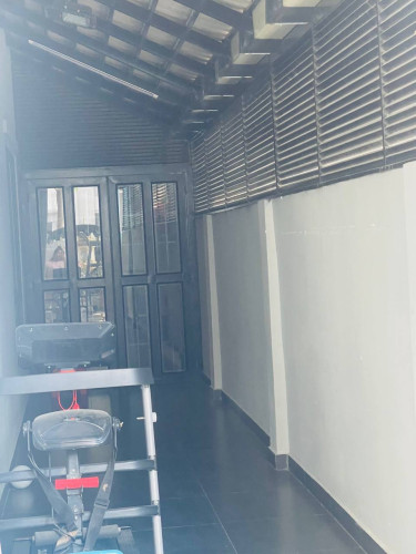 Villa Queen B Chip Ming 50M Preysa $373,000