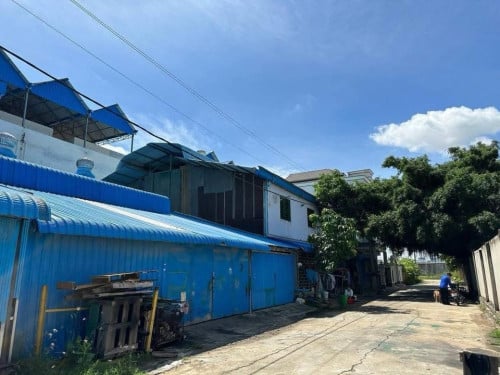 Warehouse rent very nice big 800$