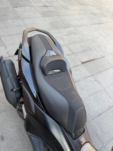 Yamaha Nmax 2025