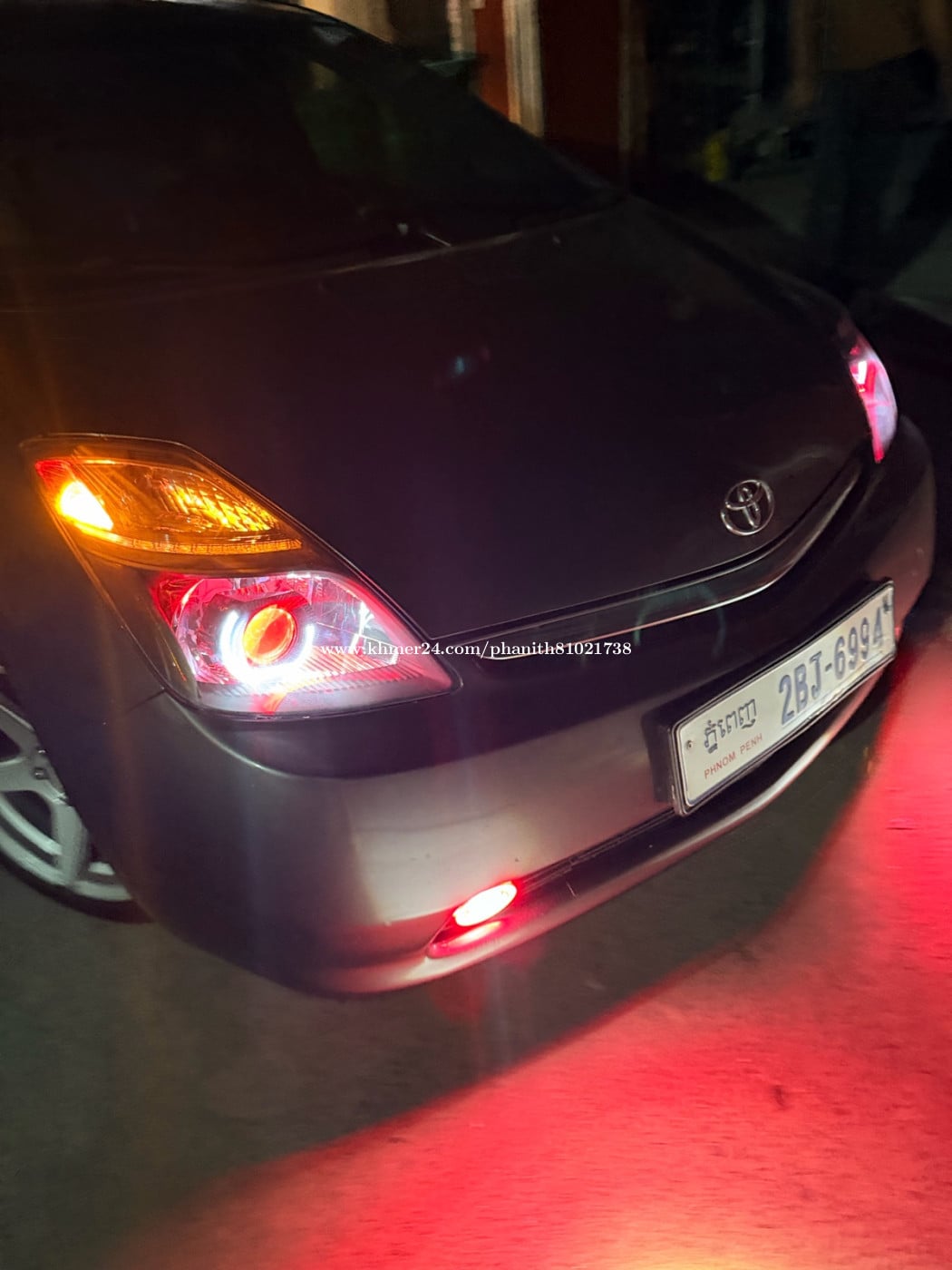 Prius 2008 H-full ឡានស្អាត់លេងហើយ