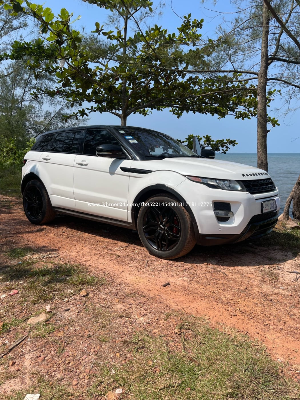 Range Rover Evoque 012ឡានស្អាតលក់15500$ចចារ